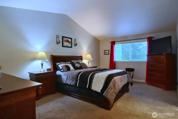 Large primary bedroom
