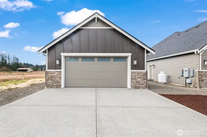 pictures are for marketing purposes only. Show options and upgrades not included.
