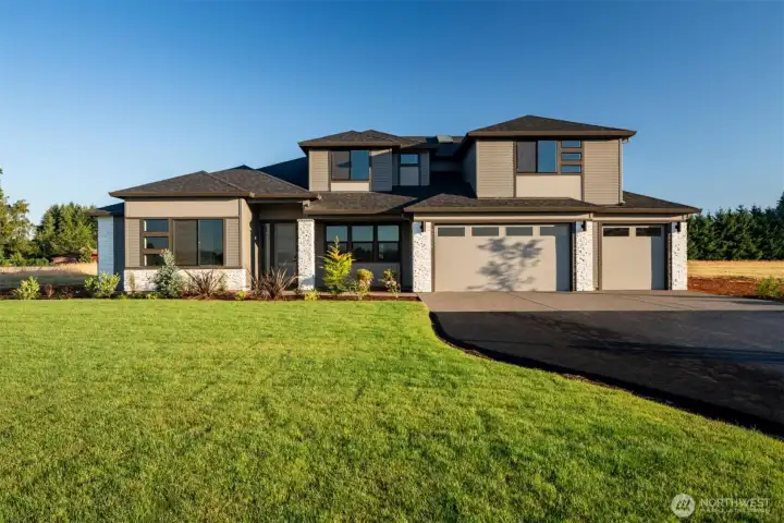 pictures are for marketing purposes only. Show options and upgrades not included.