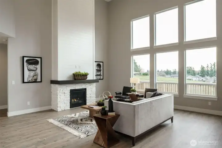 Photos are for marketing purposes only. May show options/ upgrades/ unavailable features.