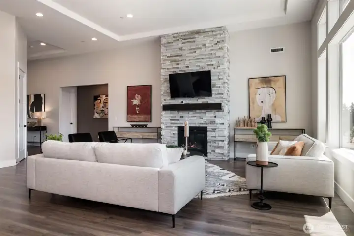 pictures are for marketing purposes only. Show options and upgrades not included.