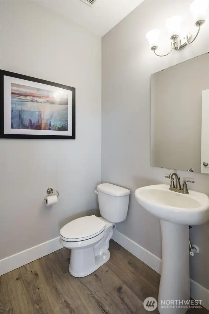 Photos are for marketing purposes only. May show options/ upgrades/ unavailable features.