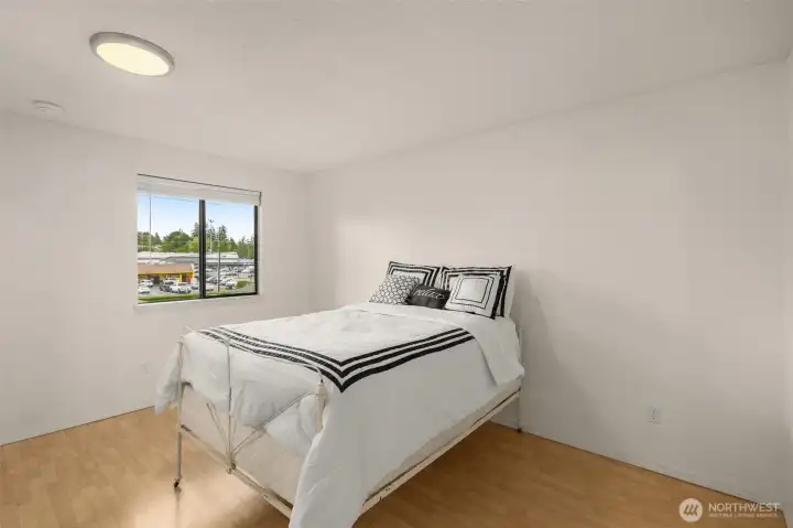 Masted bedroom