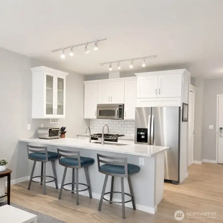 Another angle of the kitchen - Newer appliance