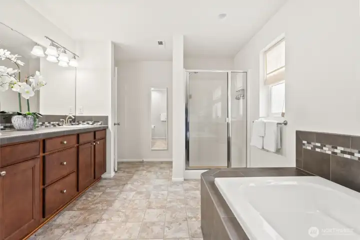 Primary bath