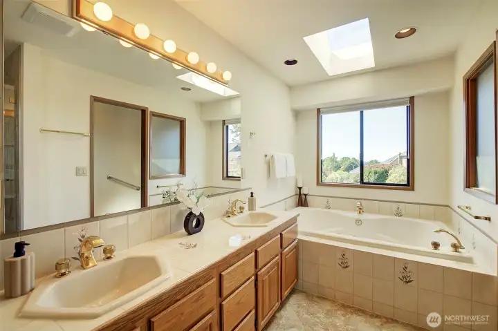 Primary bath with jetted tub.