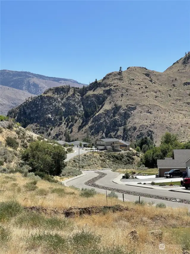 Friendly Subdivision just outside Entiat