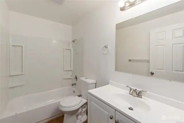 1511 Unit 3 - Example of "Updated by previous owner" unit vs "Full Rehab by current seller" unit.