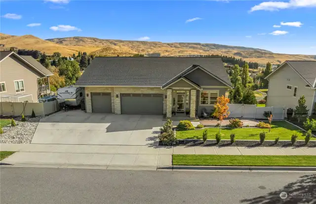 3 Car Garage with RV Parking