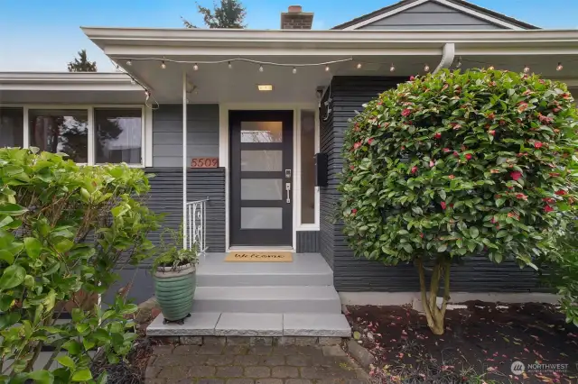 Covered front door porch.