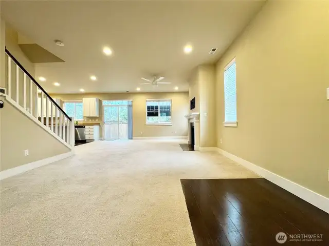 Spacious living room