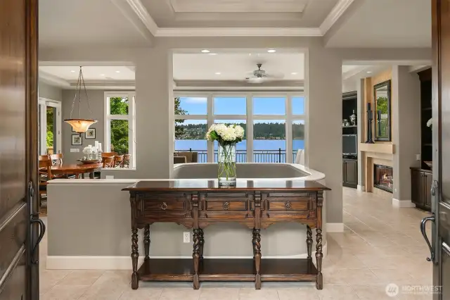 Lake Sammamish at center stage!