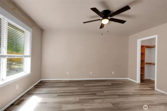 Walk in closet