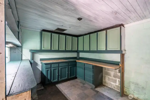 Outbuilding