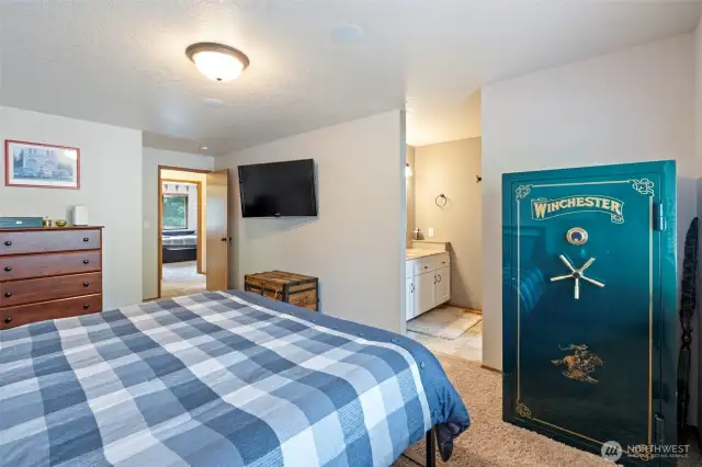 Large primary bedroom
