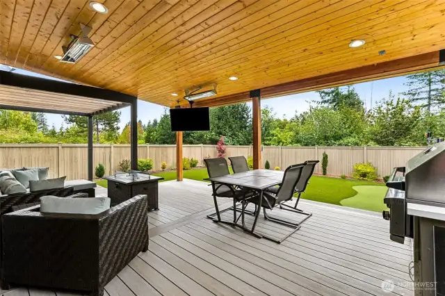 Amazing outdoor entertaining space!