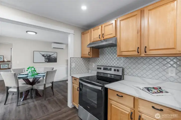 New stainless steel and black appliances offer a sleek, modern look and reliable performance for years to come—combining style with lasting functionality.