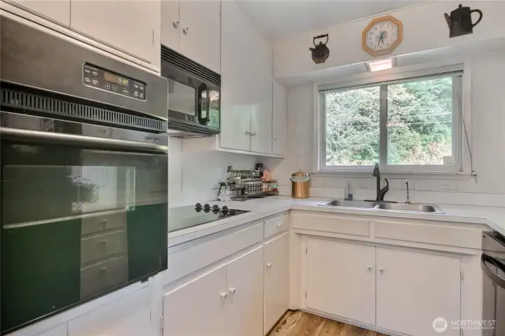 tons of baking in this kitchen