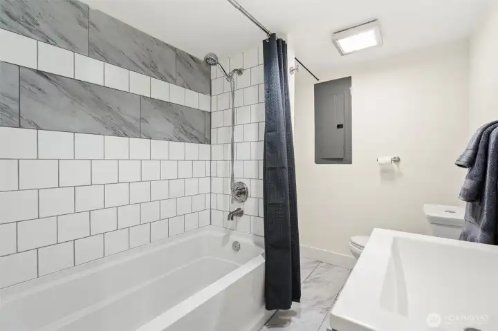 Lower level full updated bath.