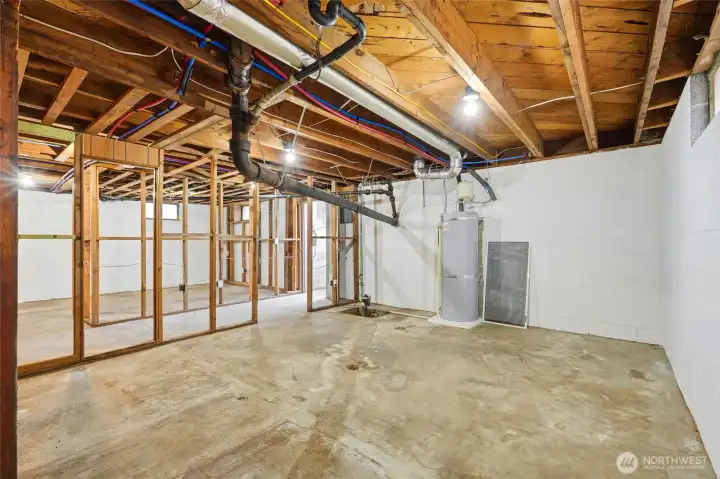 Updated electric, new electric water heater & more!