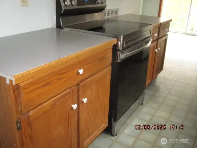 Kitchen stove