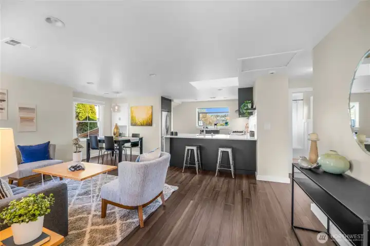 Open-Concept living/dining,kitchen area