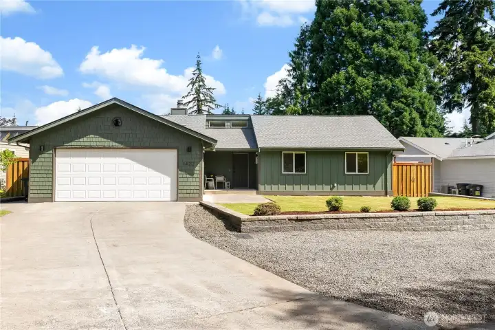 Welcome to 1422 Greenville Dr! Welcome to 1422 Greenville Dr!