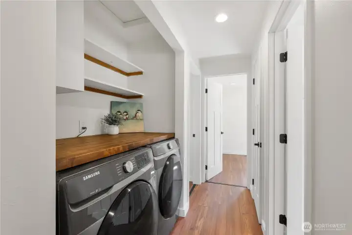 Conveniently located washer and dryer. Conveniently located washer and dryer.