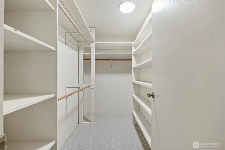 Walk-in closet