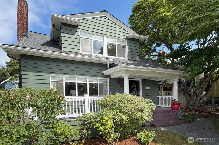 One of QA's sweetest homes in a great location.