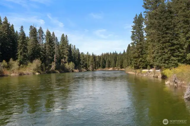 Close Proximity to Gated Community Wenatchee Riverfront Gated Access
