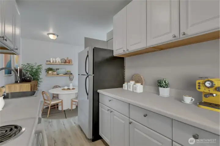 A smaller but well-designed kitchen that’s both practical and full of character—perfect to enjoy its timeless charm or update to your taste.