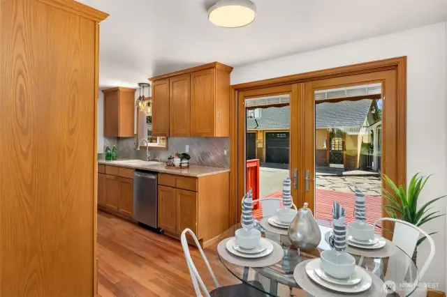 Beautiful Andersen doors open up to large deck.