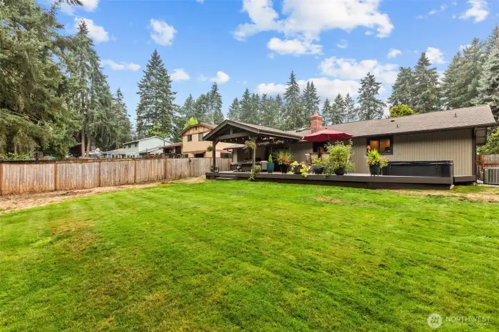 Outdoor Living – Large lot backing to a greenbelt for privacy and space.