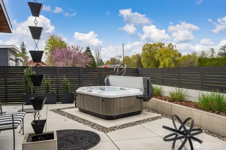 Fully fenced and private patio living with hot tub