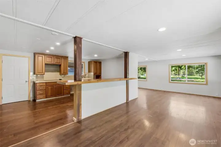 Manufactured home family room and kitchen