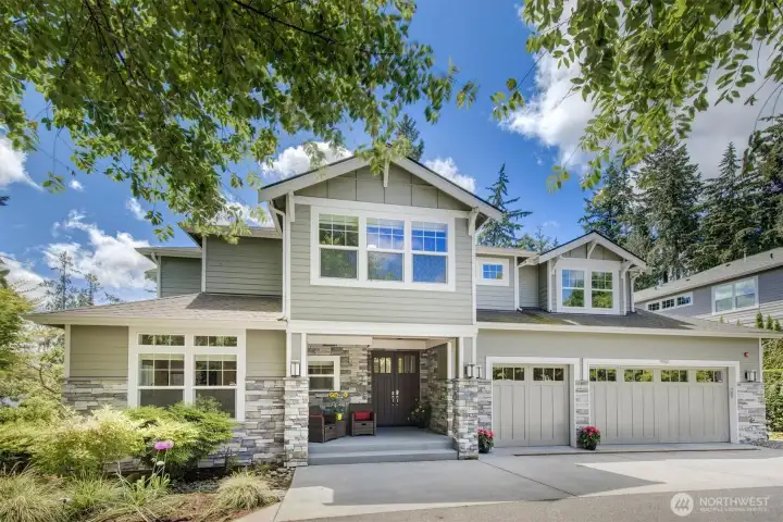 Luxury builder Aspen Homes construction! Front covered porch, 3 car garage! Luxury builder Aspen Homes construction! Front covered porch, 3 car garage!