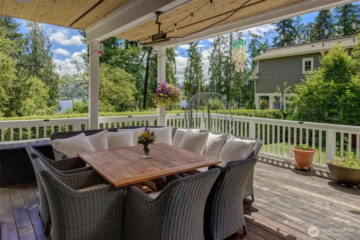 Such a pretty vista from this Tigerwood covered deck! Such a pretty vista from this Tigerwood covered deck!
