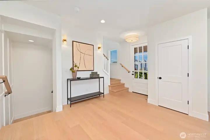 Curated with elevated finishes and thoughtful details throughout. Curated with elevated finishes and thoughtful details throughout.