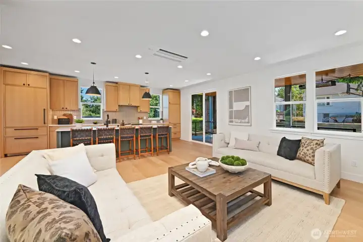 This home really offers effortless luxury for everyday living and entertaining. This home really offers effortless luxury for everyday living and entertaining.