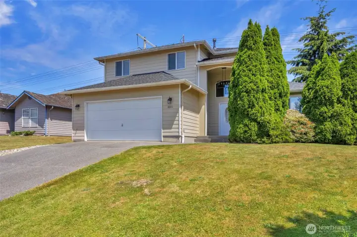 Home's Front shot with front yard