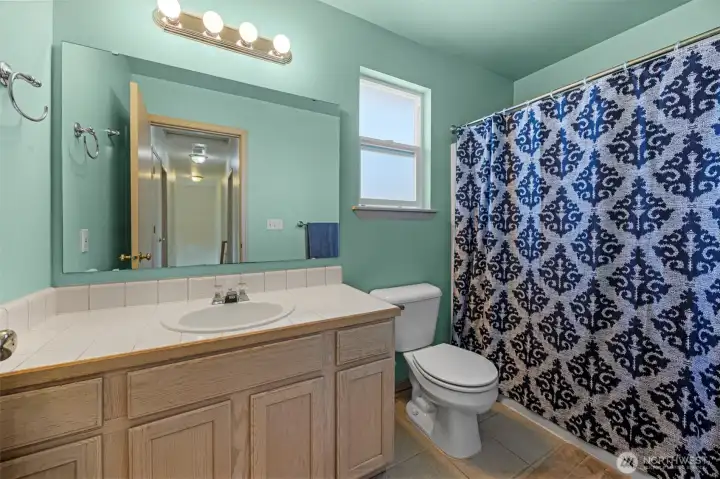 Hall bathroom upstairs