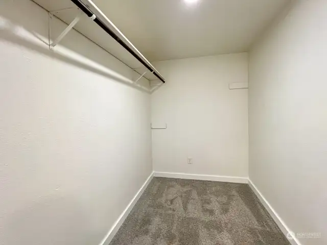 Walk in closet