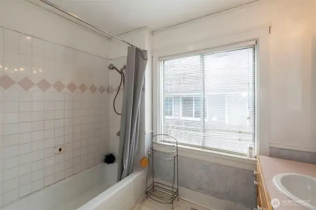 Main floor full bath