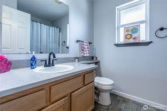 Main upstairs bath