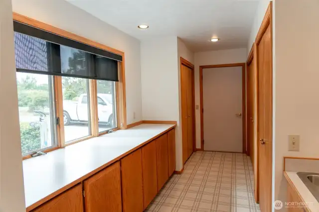 Even more storage and Windows in the Utility Room
