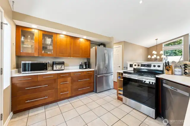 Spacious Kitchen