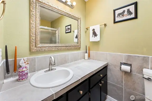 Full Guest Bathroom