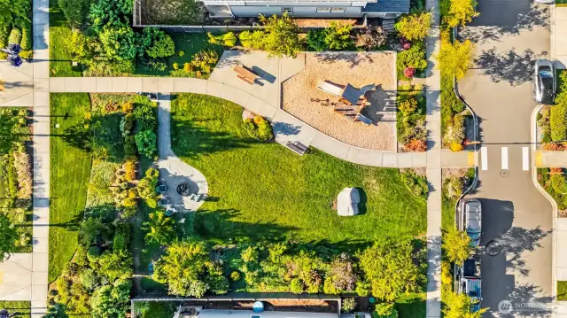 Aerial view of the local park, surrounding homes, and community amenities in Black Diamond.