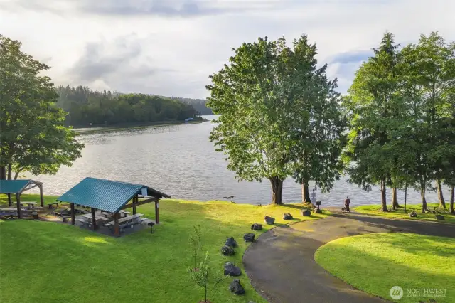 Enjoy Gamblewood’s community beach, playground, and sports courts, with nearby access to popular Heritage park trails.